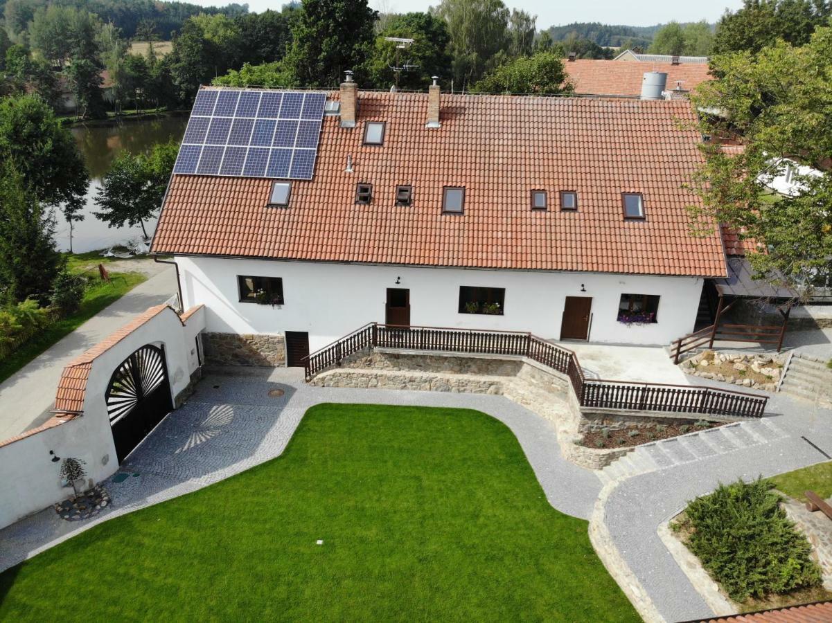 Statek Cesky Dvur Otel Postupice Dış mekan fotoğraf